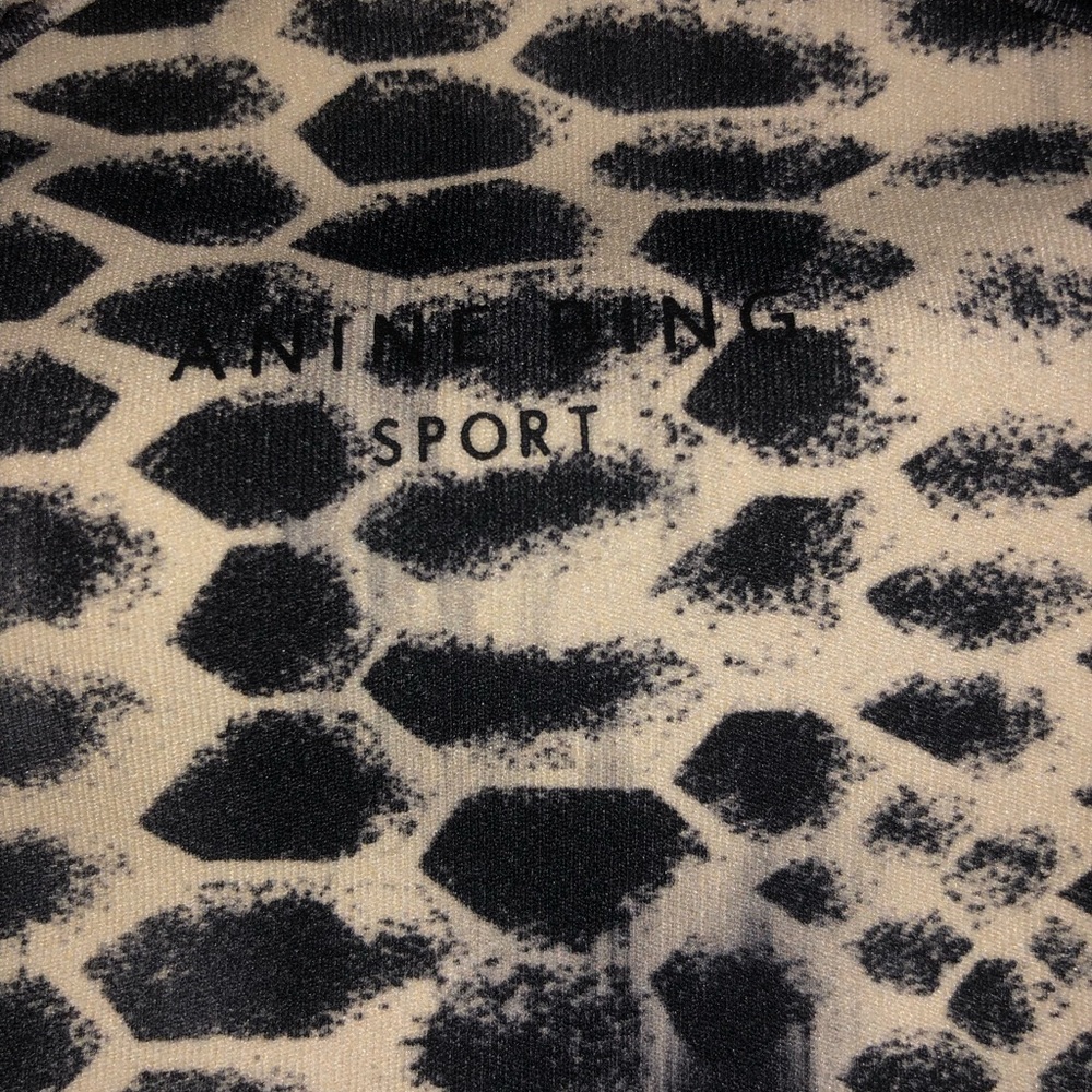 Nwot Anine Bing Python Print Cai Tank - image 3